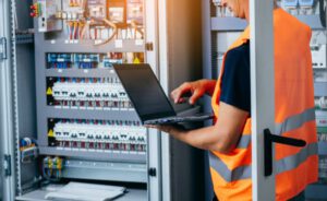Service und Wartung Elektro